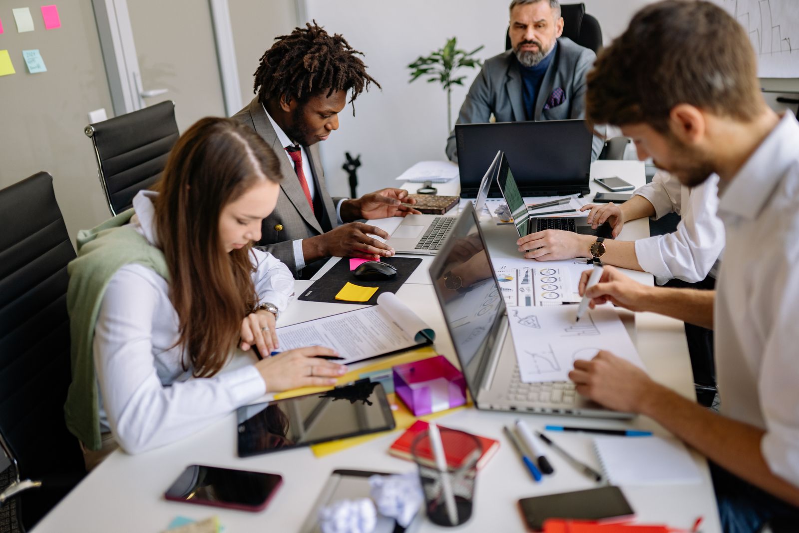 ERP para Manufactura en Pymes: Cómo Elegir e Implementar la Solución Correcta — Coruña